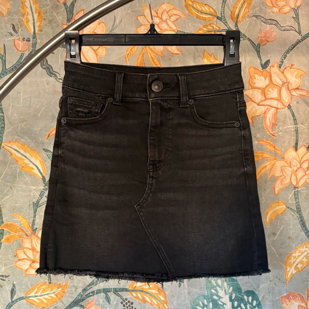 American Eagle Outfitters Black Denim Skirt 000